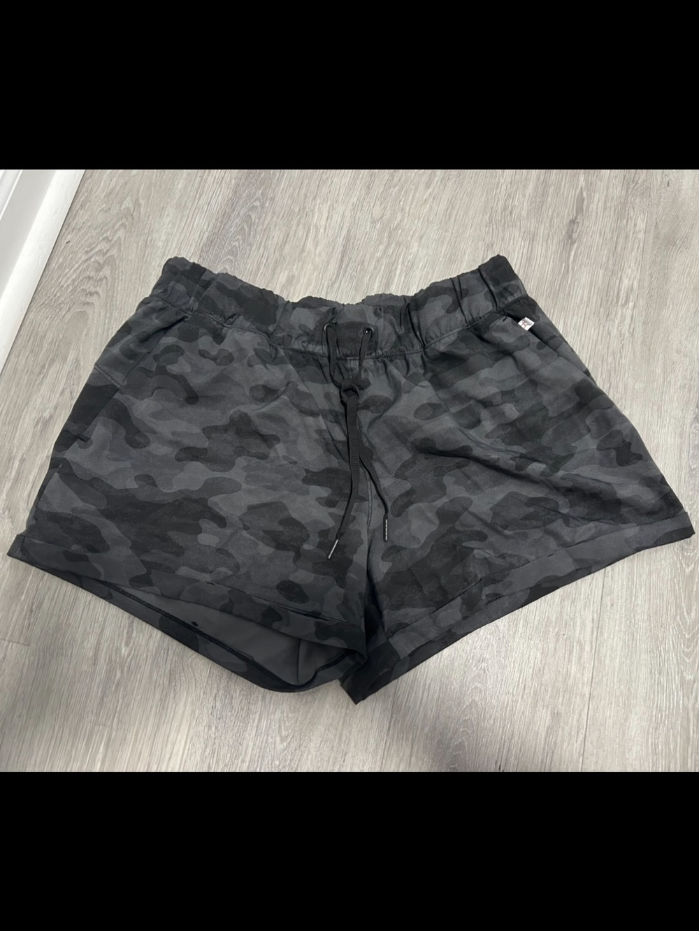 Danskin Black Gray Camo Athletic Shorts